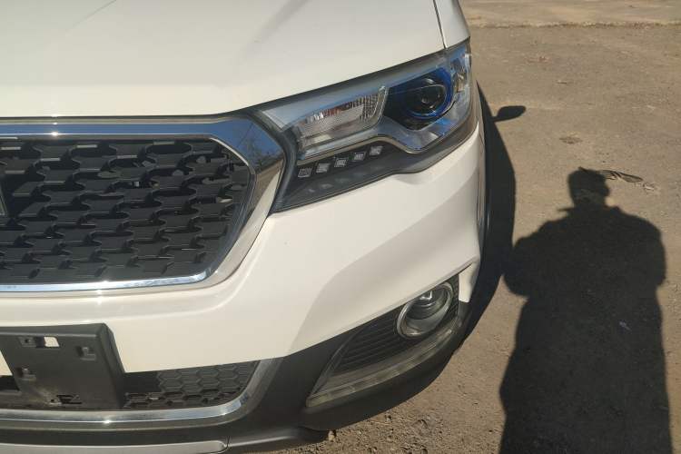 Used Haval H1 2016 Revised Version Blue Badge 1.5L AMT Comfort Edition
