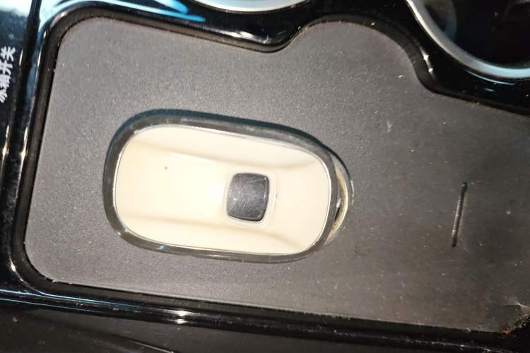 Used Honda Elysion 2024 2.0L eHEV Luxury Edition
