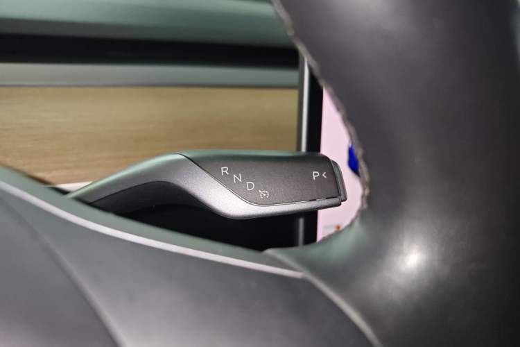 Used Tesla Model 3 (Import) 2019 Long-Range Rear-Wheel-Drive Version