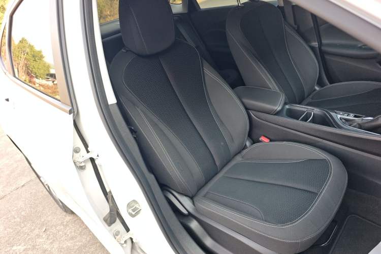 Used Buick Verano 2023 Pro Le Yi Edition
