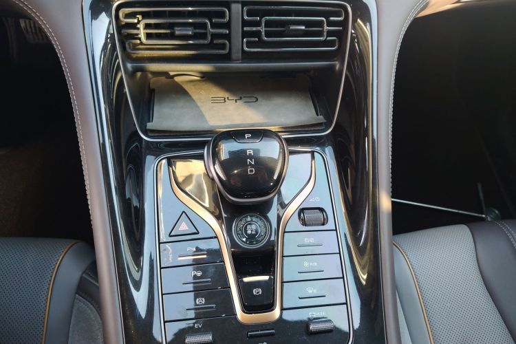 Used BYD Frigate 07 2023 DM-i 205KM Flagship Model
