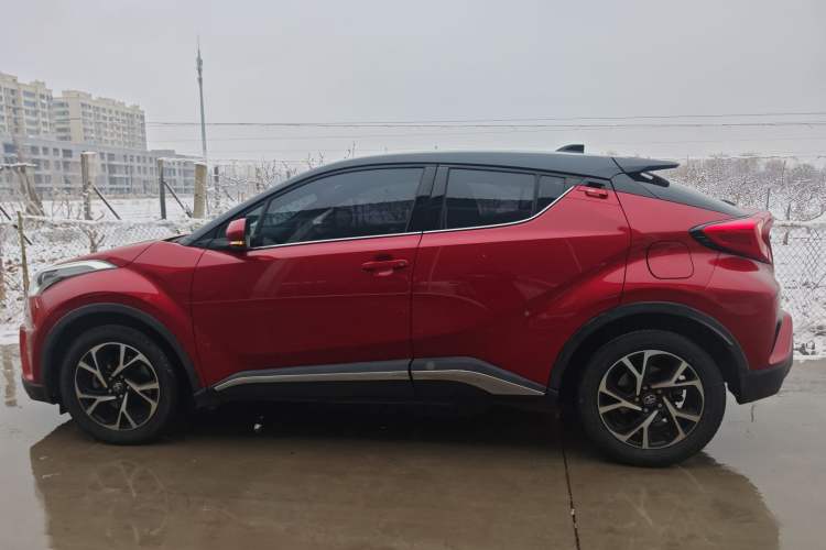Used Toyota C-HR 2020 2.0L Leading Edition
