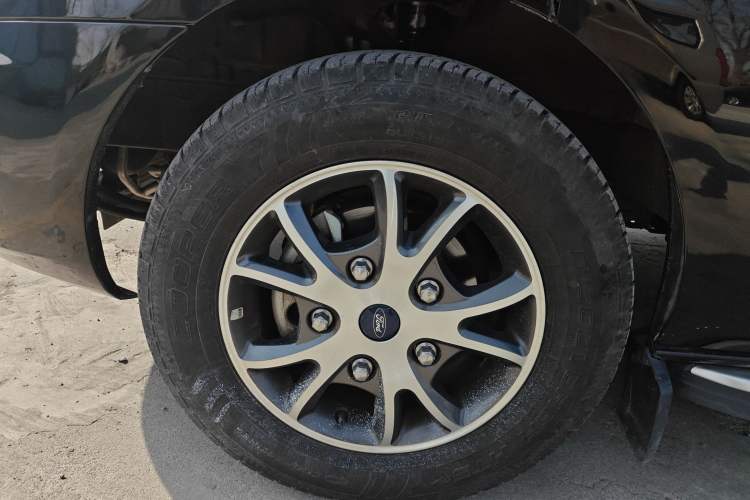 Used Ford Tourneo Custom 2017 2.0T Automatic Elite Version
