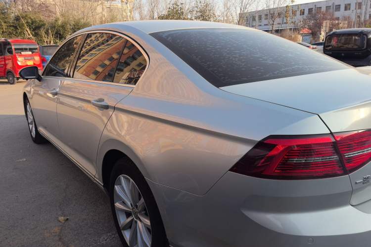 Used Volkswagen Magotan 2018 330TSI DSG Advanced Model
