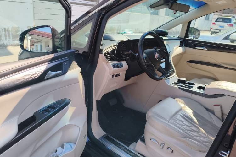 Used Buick GL8 2022 Facelift Avenir Aivia Six-Seat Deluxe Edition