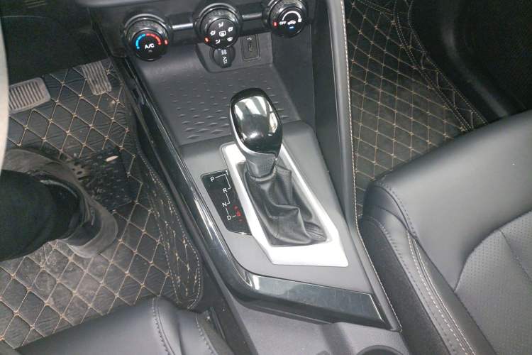 Used Changan CS15 2021 1.5L Automatic Entry-Level Trim
