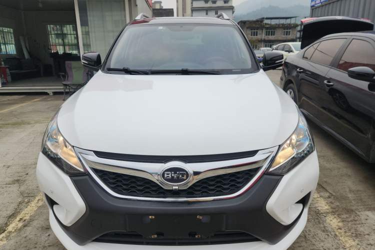 Used BYD Song 2016 2.0TID Automatic Prestige Edition
