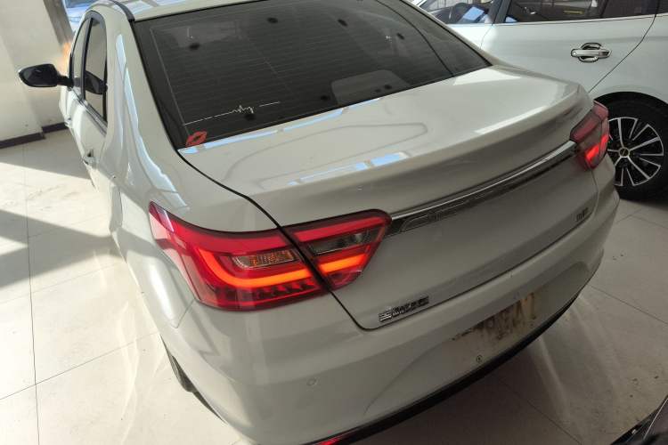 Used Geely Auto Vision 2018 1.5L Manual Happiness Edition
