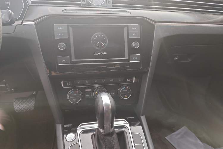 Used Volkswagen Magotan 2017 380TSI DSG Luxury Model
