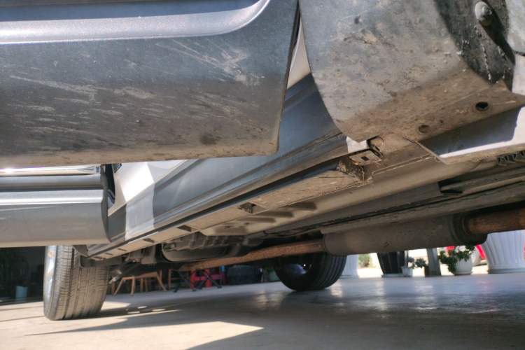 Used Ford Explorer 2013 3.5L Deluxe Model
