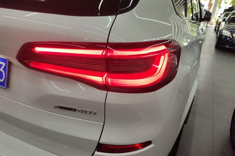 Used BMW X5 2019 xDrive40i M Sport Package
