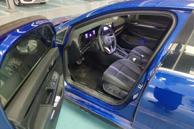 Used Volkswagen Golf 2021 280TSI DSG R-Line
