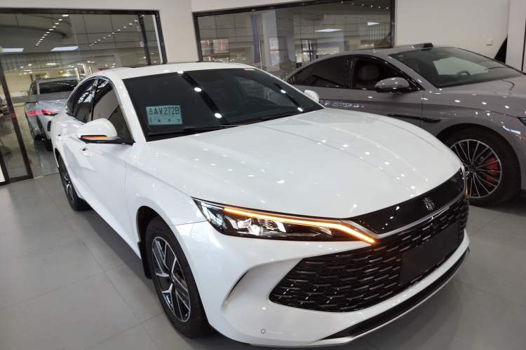 Used BYD Qin L 2024 DM-i 120KM Leading Model

