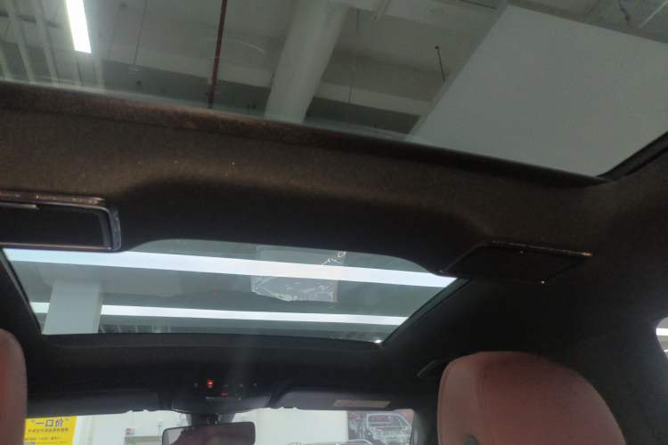 Used Mercedes-Benz GLC 2021 GLC 260 L 4MATIC Dynamic Edition
