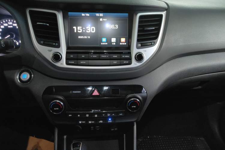 Used Hyundai Tucson 2015 1.6T Dual-Clutch Two-Wheel-Drive Smart Model