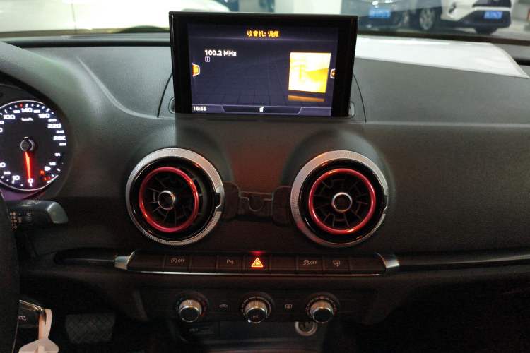 Used Audi A3 2017 Limousine 35 TFSI Fashion Model