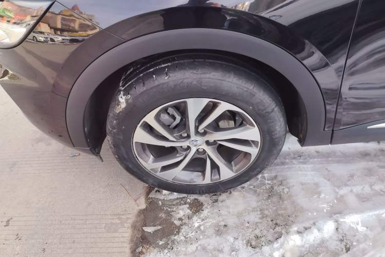 Used Buick Envision 2023 Encore S 552T Two-Wheel Drive Luxury Model