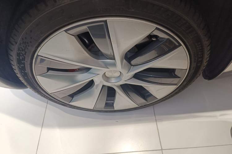 Used Tesla Model 3 2019 Performance High-Performance All-Wheel-Drive Version
