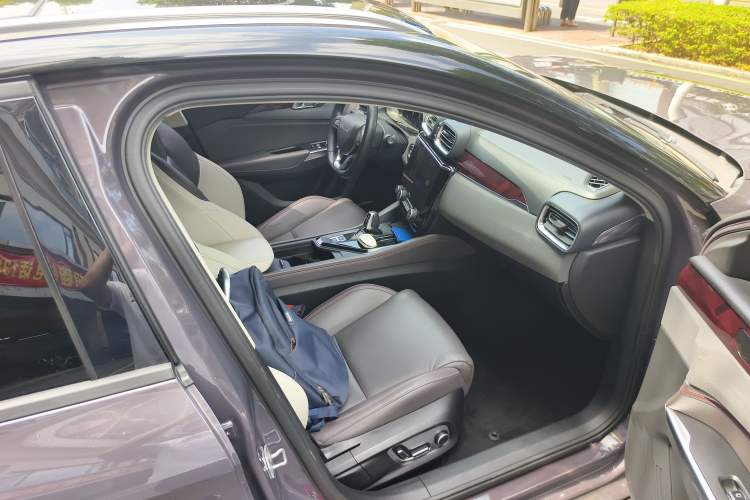 Used Lynk & Co 02 2020 1.5T DCT Two-Wheel Drive Zhaopu Version
