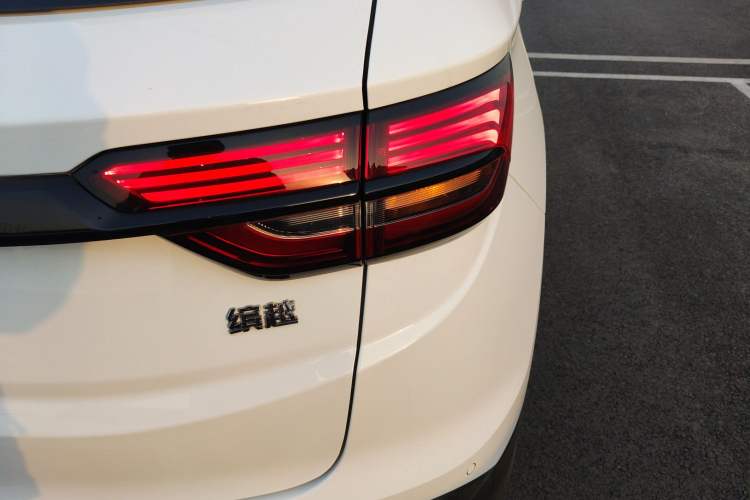 Used Geely Auto Coolray 2023 1.5T DCT Platinum Edition
