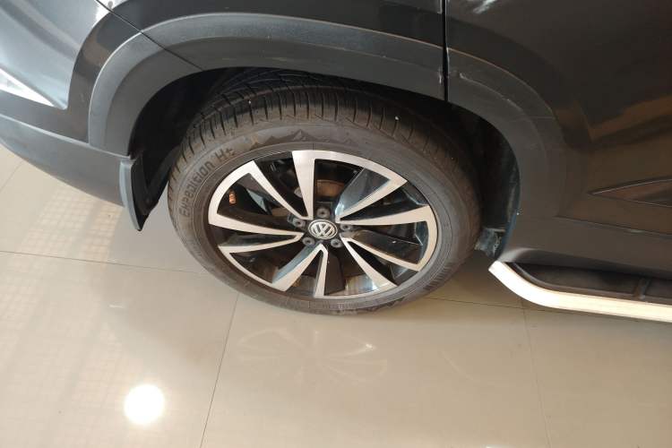 Used Volkswagen Tharu 2020 280TSI Two-Wheel Drive Luxury Edition China VI Standard
