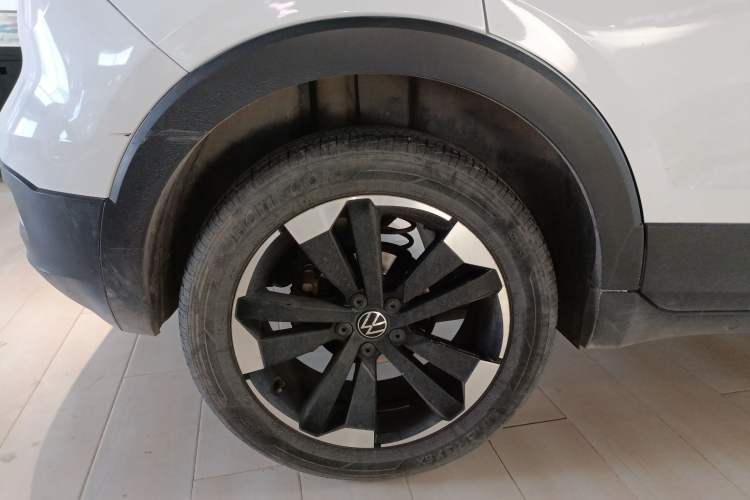 Used Volkswagen Tacqua 2023 200TSI DSG Joy-Connect Edition