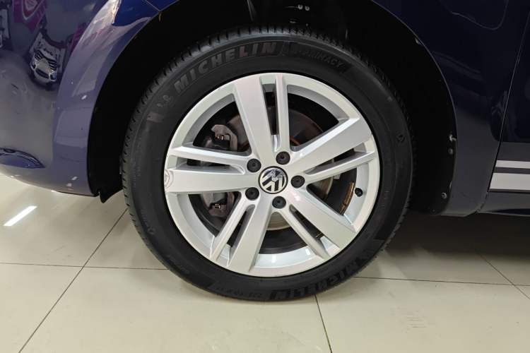 Used Volkswagen Sharan 2018 Revised Version 380TSI Comfort Edition 6-Seater
