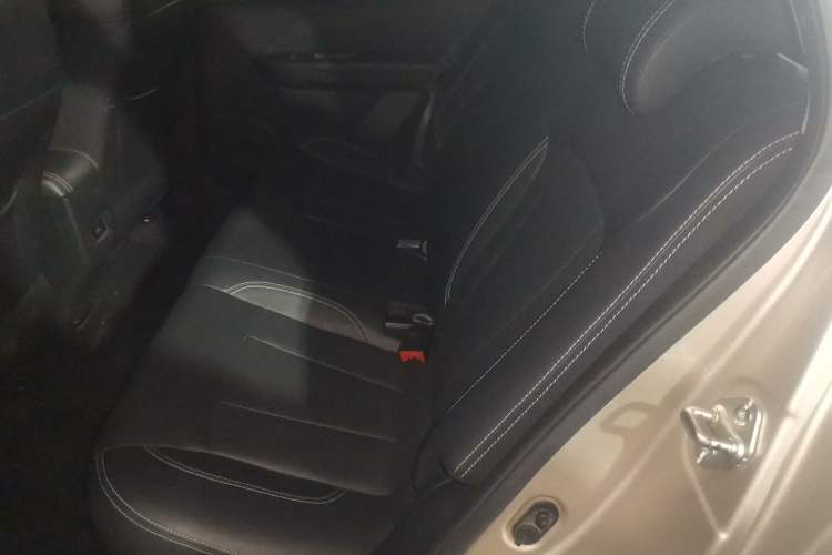 Used Geely Auto Vision X3 2019 Upgraded Model 1.5L CVT Elite Version
