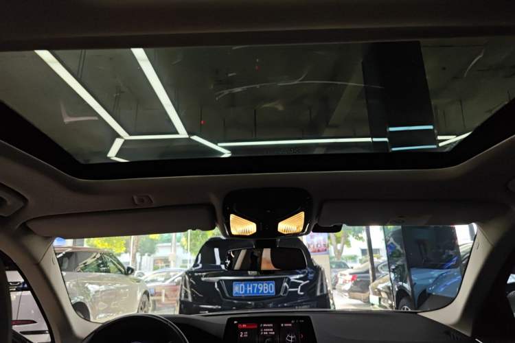 Used BMW 5 Series 2019 525Li Luxury Package