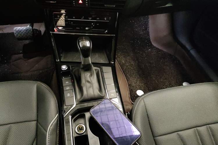 Used Volkswagen Passat 2024 380TSI Dragon Edition
