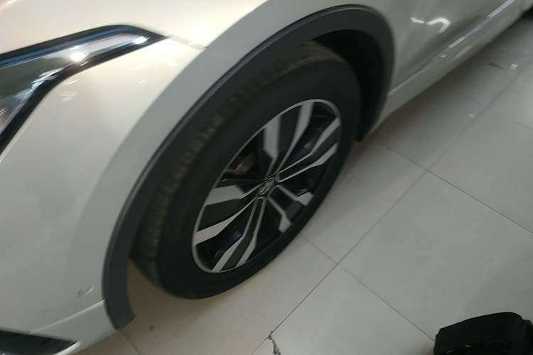 Used Volkswagen Tiguan L 2022 330TSI Automatic Two-Wheel Drive R-Line Enhanced Edition
