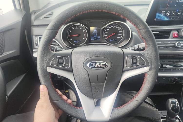 Used  Refine S3 2017 1.6L CVT Luxury Smart Model
