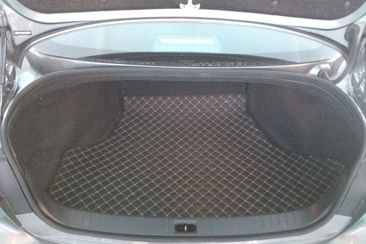 Used Infiniti Q50L 2018 2.0T Comfort Edition China VI Standard
