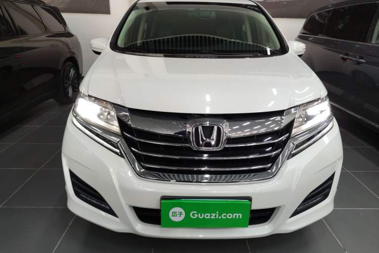 Used Honda Elysion 2016 2.4L Classic Edition
