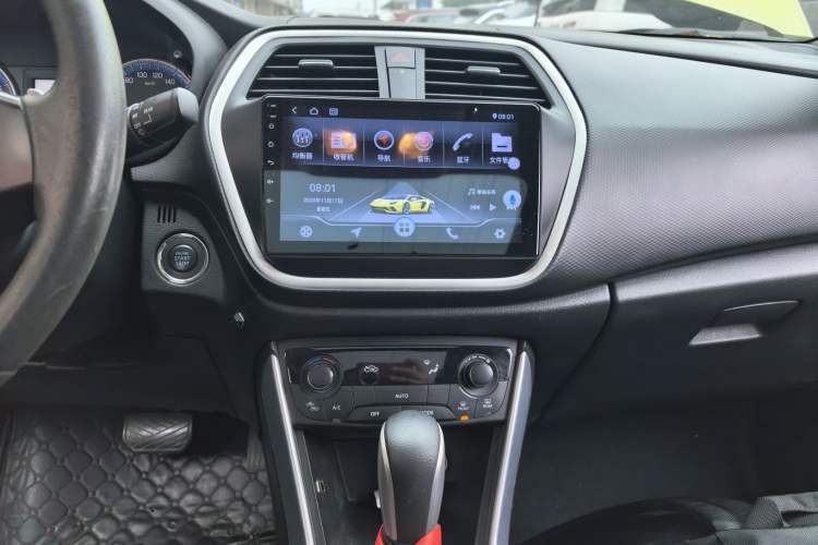 Used Suzuki S-Cross 2014 1.6L CVT Two-Wheel Drive Elite Version