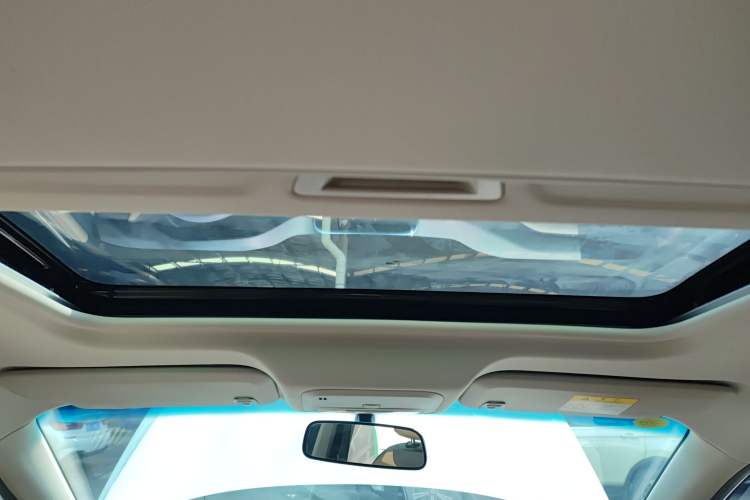 Used Chevrolet Monza 2022 320 Automatic Enjoyment Sunroof Version
