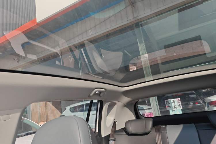 Used AION Y 2023 Younger Star Edition