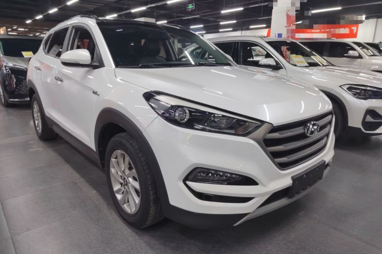 Used Hyundai Tucson 2018 1.6T Dual-Clutch Two-Wheel Drive 15th Anniversary Special Edition
