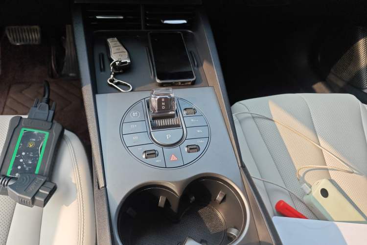 Used BYD Seal 06 New Energy 2024 DM-i 80KM Luxury Model
