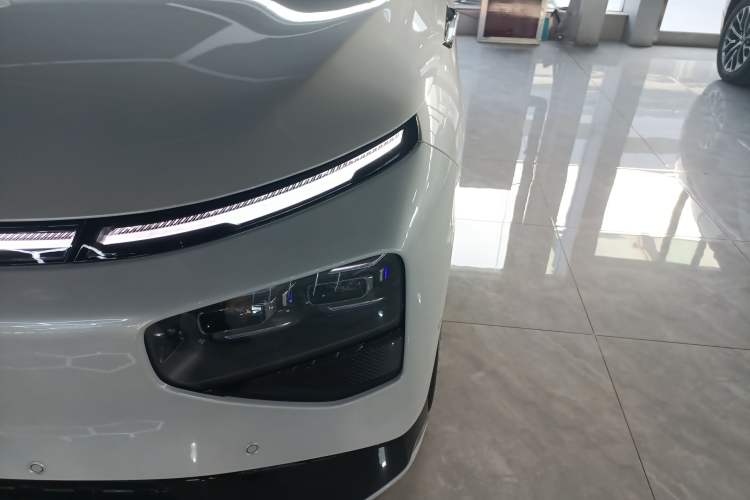 Used XPeng G9 2025 625 Long-Range Max
