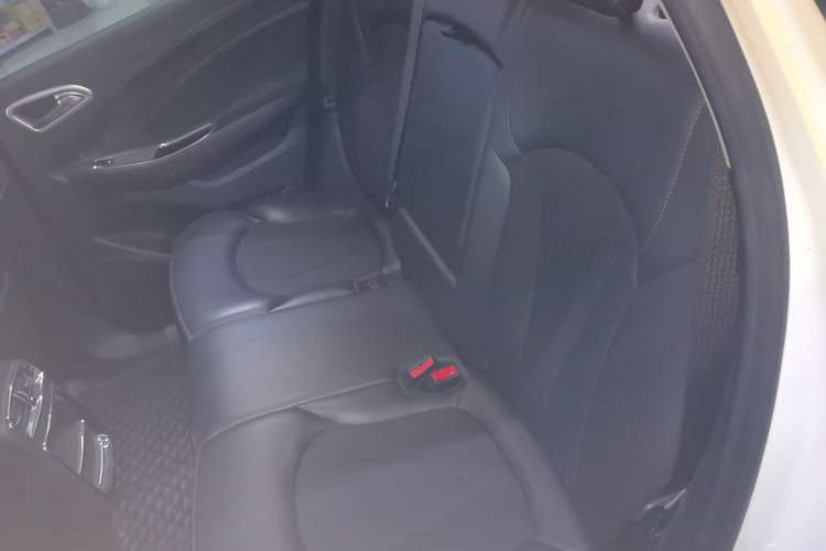 Used Buick Envision 2020 20T Two-Wheel Drive Leading Version
