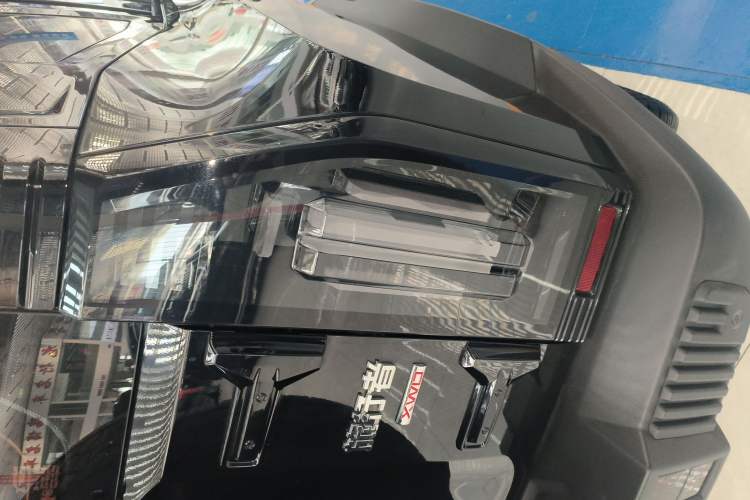 Used JETOUR Traveler 2023 2.0T Four-Wheel Drive Conqueror