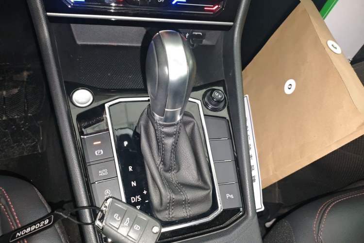 Used Volkswagen Lavida 2024 300TSI DSG Starry Sky Leading Edition