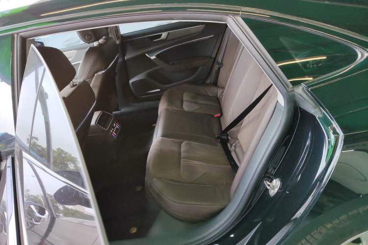 Used Audi A7L 2022 45 TFSI S-line Dream-Building Crystal Flow Package