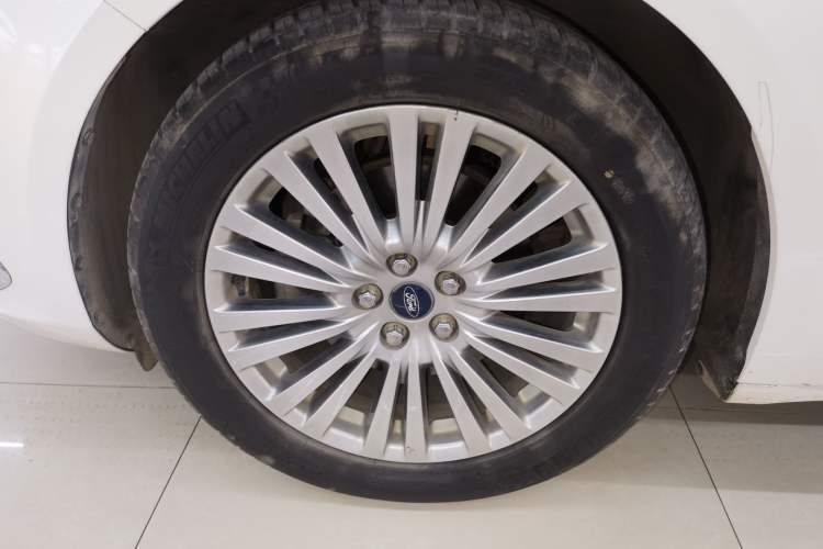 Used Ford Taurus 2017 EcoBoost 180 Ultimate Model