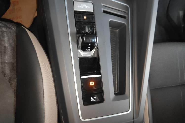 Used Volkswagen Golf 2023 Facelift 280TSI DSG Pro
