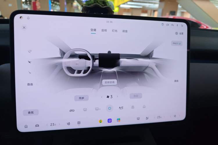 Used Nio ET5T 2025 75 kWh Touring
