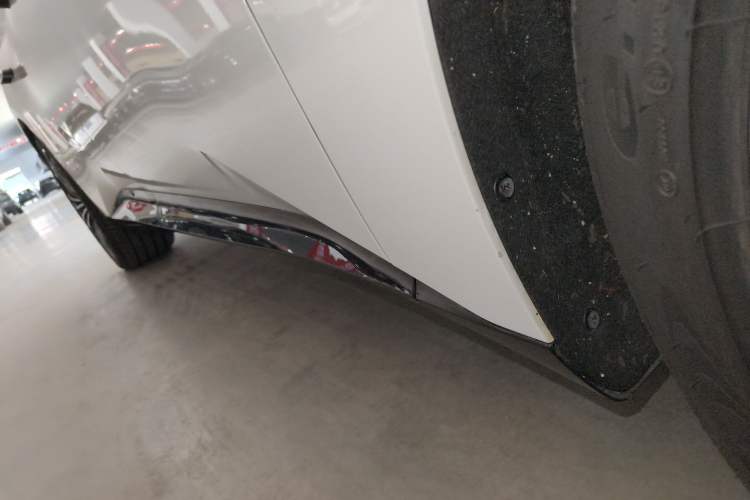 Used  12 2024 700 Three-Laser Rear-Wheel Drive Luxury Edition
