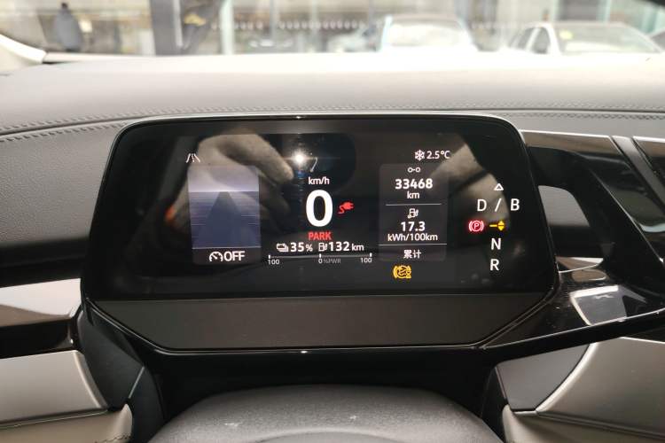 Used Volkswagen ID.6 CROZZ 2021 Long-Range PRO Edition
