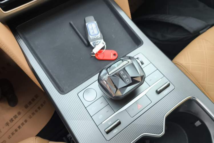 Used BYD Song L DM-i 2024 112 km Leading Edition